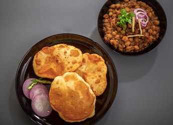 Here's How 'Chole Bhature' Taught A Former Google Boss About Life