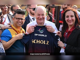 German Chancellor Olaf Scholz Visits Cricket Stadium In Bengaluru, Spends Time With RCB Players German Chancellor Olaf Scholz Visits Cricket Stadium In Bengaluru, Spends Time With RCB Players