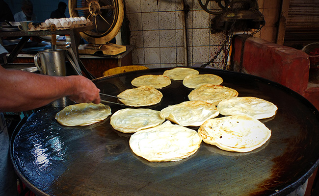 Basi roti ke labh : अगर हर रोज खाएंगे बासी रोटी तो इन परेशानियों से हमेशा बनी रहेगी दूरी...