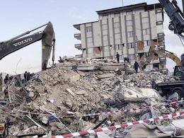 तुर्की-सीरिया भूकंप से अब तक 35 हजार लोगों की मौत, 10 बड़ी बातें तुर्की-सीरिया भूकंप से अब तक 35 हजार लोगों की मौत, 10 बड़ी बातें