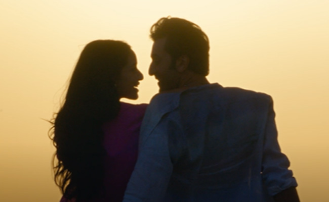 <i>Tu Jhoothi Main Makkaar</i> Song <i>Tere Pyaar Mein</i>: Ranbir Kapoor Is Madly In Love With Shraddha Kapoor