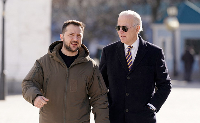 In Kyiv, Joe Biden Walks With Ukraine's Zelensky As Air Raid Sirens Howl