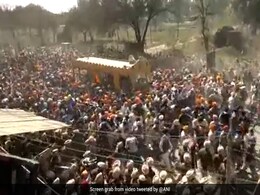Punjab Radical Leader's Aide To Be Freed After Supporters Clash With Cops Punjab Radical Leader's Aide To Be Freed After Supporters Clash With Cops