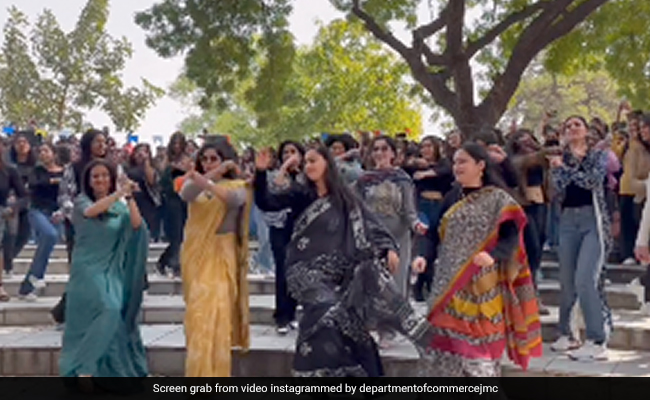 Watch: Delhi University Professors Join Students And Groove To '<i>Jhoome Jo Pathaan</i>'