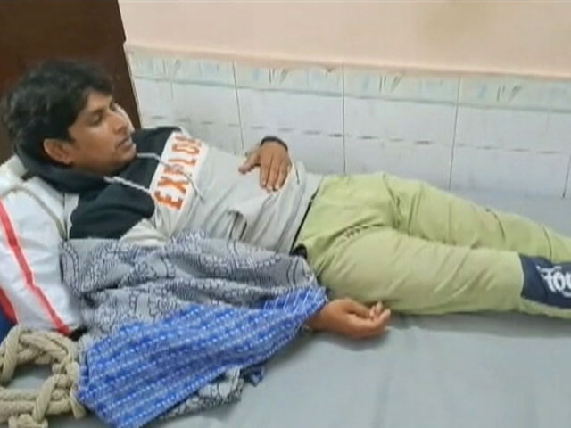 Mobile Recovered From Prisoner's Stomach In Patna. He Had Swallowed It