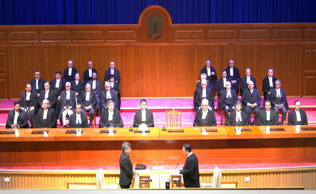 सुप्रीम कोर्ट को मिले 5 नए जज, CJI चंद्रचूड़ ने दिलाई शपथ - जानें इनके बारे में