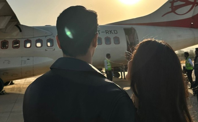 Sidharth Malhotra Is "Coming With His <i>Dulhan</i>" Kiara Advani To Delhi. Pic Courtesy: Manish Malhotra