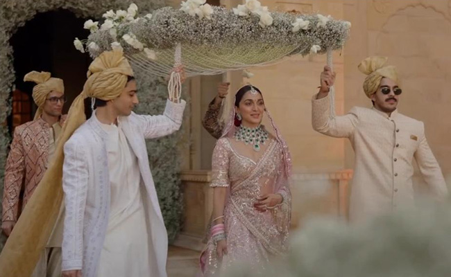 कियारा-सिद्धार्थ की शादी का वीडियो आया सामने, दुल्हन का यूं इंतजार करते नजर आए दूल्हे राजा