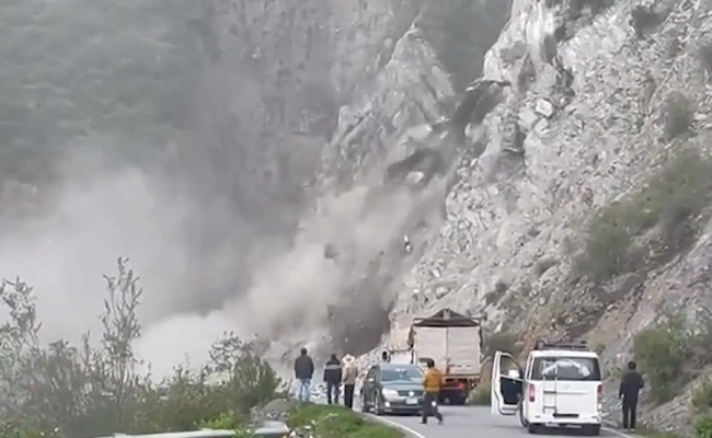 Watch: Massive Landslide In Peru, Boulders Fall Inches Away From Cars