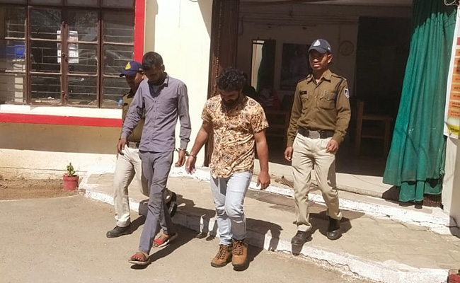 MP : नर्मदापुरम जिले के दो चर्चों में तोड़फोड़ के मामले में पुलिस ने तीन आरोपियों को किया गिरफ्तार