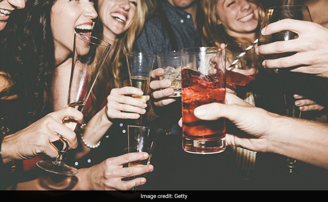 आज जो शराब दे रही है मजा, कल वही बन सकती है सजा! हो सकती हैं ये बुरी बीमारियां...