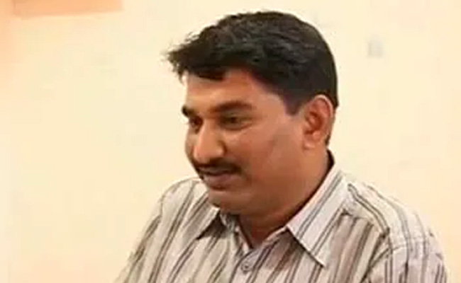 Former BJP MP's Nephew's Life Sentence Suspended In Gujarat RTI Activist's Murder Case
