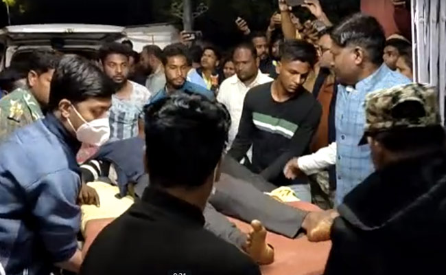 छत्तीसगढ़  : भाजपा नेता को दो अज्ञात बदमाशों ने घर में घुसकर गोली मारी, मौत