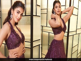 For Pooja Hegde, Her Brother's Sangeet Was All About "Shimmer And Shine" In A Beautiful Burgundy Lehenga For Pooja Hegde, Her Brother's Sangeet Was All About "Shimmer And Shine" In A Beautiful Burgundy Lehenga