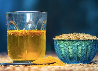 Drinking Jeera Water At 4 pm: What It Does To Your Digestion