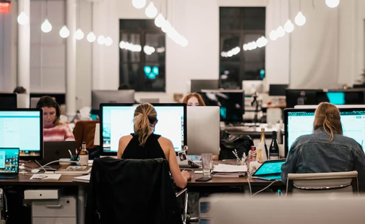 US MBA Enrolments Drop 45%: Why Indian Students Prefer Asia And Europe