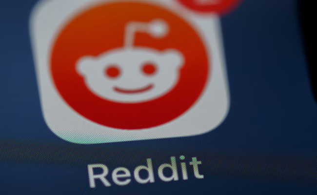 Reddit Gets Hacked After Employee Falls Victim To "Phishing Attack"