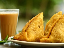 UK Youngsters Are Replacing Biscuits In Favour Of Samosa With Their Tea, Reveals Survey UK Youngsters Are Replacing Biscuits In Favour Of Samosa With Their Tea, Reveals Survey