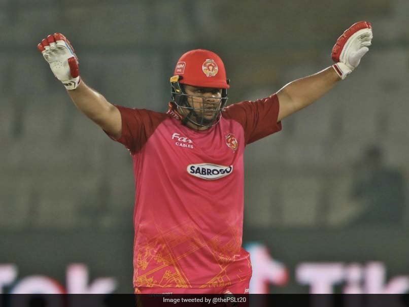 Watch: Pakistan Great Moin Khan At The Receiving End Of Son Azam's Brutal Hitting In Pakistan Super League