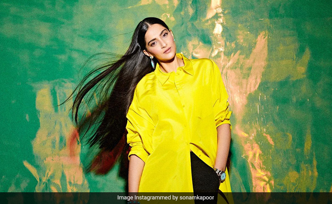Sonam Kapoor Drops Stunning Pics, Husband Anand Ahuja's Comment Steals The Show