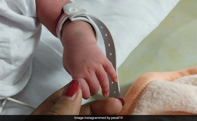 Kerala Trans Couple Seeks Relaxation In Birth Certificate Norms Of Baby