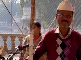Watch "Arvind Kejriwal Selling Chaat In Gwalior": Food Blogger Spots Delhi CM's Lookalike