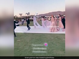 Watch: Hardik Pandya-Natasa Stankovic's Glitzy Wedding Celebration Amidst Some Peppy Numbers Watch: Hardik Pandya-Natasa Stankovic's Glitzy Wedding Celebration Amidst Some Peppy Numbers