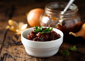 Amchoor Ki Chutney: The Perfect Tangy Twist For Any Dish (Recipe Inside) Amchoor Ki Chutney: The Perfect Tangy Twist For Any Dish (Recipe Inside)