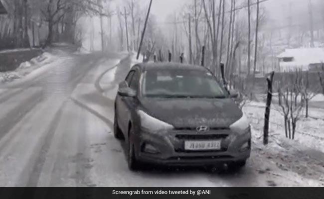 Watch: Kashmir Receives Fresh Snowfall In Many Areas