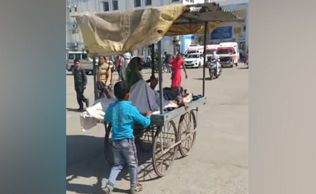 "No Ambulance" Claim Denied As Boy Takes Father To Hospital In Pushcart In Madhya Pradesh