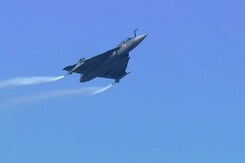 Watch: Tejas Aircraft Performs Aerobatic Display At Aero India Show In Bengaluru Watch: Tejas Aircraft Performs Aerobatic Display At Aero India Show In Bengaluru