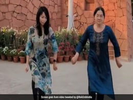 भारत में कोरियाई राजदूत पर चढ़ा  RRR के  'नाटू नाटू' का खुमार, स्टाफ के साथ किया जमकर डांस, PM मोदी ने भी की तारीफ भारत में कोरियाई राजदूत पर चढ़ा  RRR के  'नाटू नाटू' का खुमार, स्टाफ के साथ किया जमकर डांस, PM मोदी ने भी की तारीफ