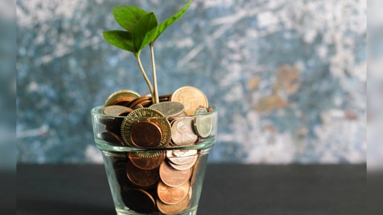 Business Idea: सिर्फ ₹10,000 लगाकर घर बैठे शुरू करें यह सुपरहिट बिजनेस, हर महीने होगी ₹40,000 तक की कमाई!