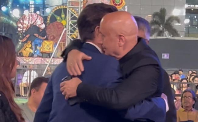 Anupam Kher Hugs BFF Anil Kapoor As If He Is Meeting The Actor After A Year But Reality Is...