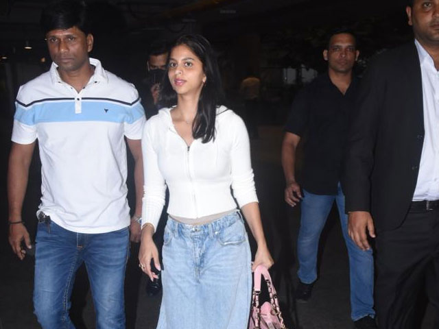 मुंबई : सुहाना खान ने एयरपोर्ट लुक से जीता फैन्स का दिल