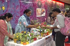 Bazaar At Lucknow Metro Station Gives Women-Run Businesses A Push Bazaar At Lucknow Metro Station Gives Women-Run Businesses A Push