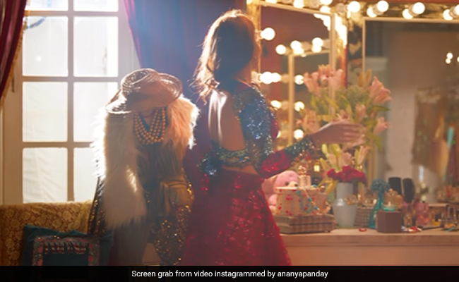 <i>Dream Girl 2</i>: Answer The Phone, Ananya Panday - Pathaan's Calling