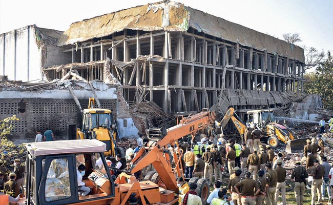 7 Killed, 30 Injured After Cold Storage Roof Collapses In UP's Meerut