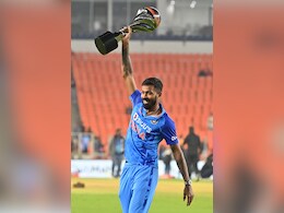 ICC T20 Ranking: Surya, Gill और Hardik को बंपर फायदा, तो इन खिलाड़ियों को हुआ नुकसान, यहाँ पढ़िए ICC T20 Ranking: Surya, Gill और Hardik को बंपर फायदा, तो इन खिलाड़ियों को हुआ नुकसान, यहाँ पढ़िए