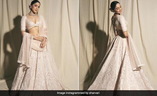 Sharvari Wagh In A Pastel <i>Lehenga</i> Is The Only Ethnic Route You Need To Take This Wedding Season