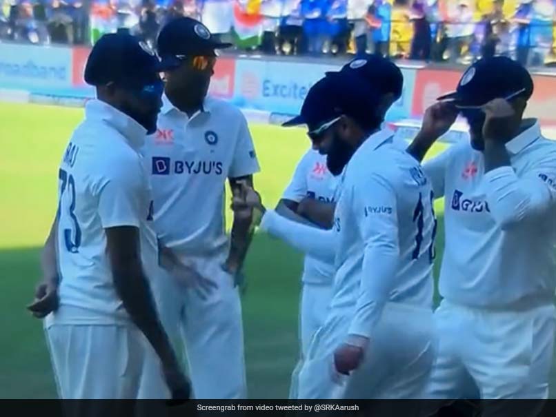 Watch: Shah Rukh Khan Fever Catches Virat Kohli, Batter Enacts '<i>Jhoome Jo Pathaan</i>' Dance Steps