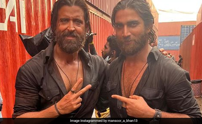 Viral: The Internet Thinks Hrithik Roshan's Stunt Double Looks Like Late Actor Sushant Singh Rajput