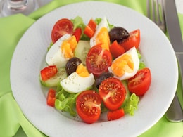 Egg Side Effects: इन 4 लोगों को भूलकर भी नहीं खाना चाहिए अंडा, उठाने पड़ सकते हैं गंभीर परिणाम Egg Side Effects: इन 4 लोगों को भूलकर भी नहीं खाना चाहिए अंडा, उठाने पड़ सकते हैं गंभीर परिणाम