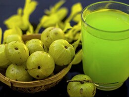 6 Reasons Why You Should Drink Amla Shots Daily - How To Make It At Home 6 Reasons Why You Should Drink Amla Shots Daily - How To Make It At Home