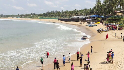 Fisherman Rescues Elderly Russian Man From Sea In Goa