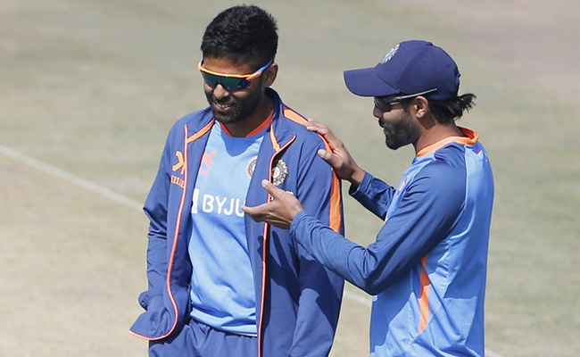 IND vs AUS: भारतीय पूर्व दिग्गज ने चुनी दूसरे टेस्ट के लिए भारतीय प्लेइंग XI, किए 2 बड़े बदलाव