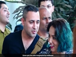 VIDEO: आमिर खान के भांजे इमरान खान को क्या मिल गई है नई प्रेमिका? हाथों में हाथ डाले इस साउथ एक्ट्रेस के साथ आए नजर VIDEO: आमिर खान के भांजे इमरान खान को क्या मिल गई है नई प्रेमिका? हाथों में हाथ डाले इस साउथ एक्ट्रेस के साथ आए नजर