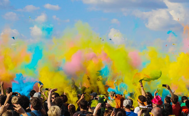 Top 7 Places To Head In India To For A Colourful Holi 2023