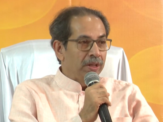 "<i>Mogambo Khush Hua</i>": Uddhav Thackeray Taunts Amit Shah Over Shiv Sena Name Row "<i>Mogambo Khush Hua</i>": Uddhav Thackeray Taunts Amit Shah Over Shiv Sena Name Row