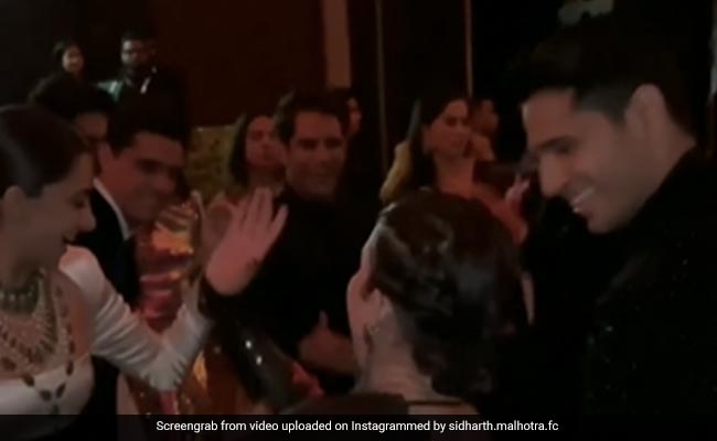 In Kiara Advani-Sidharth Malhotra Dancing Video, The Internet Wants To Know Who This Woman In Black Is